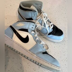 Nike Air Jordan 1 Mid Ice Blue Shoes Sneaker Kids 6Y Women 7.5 555112-401 Shoes